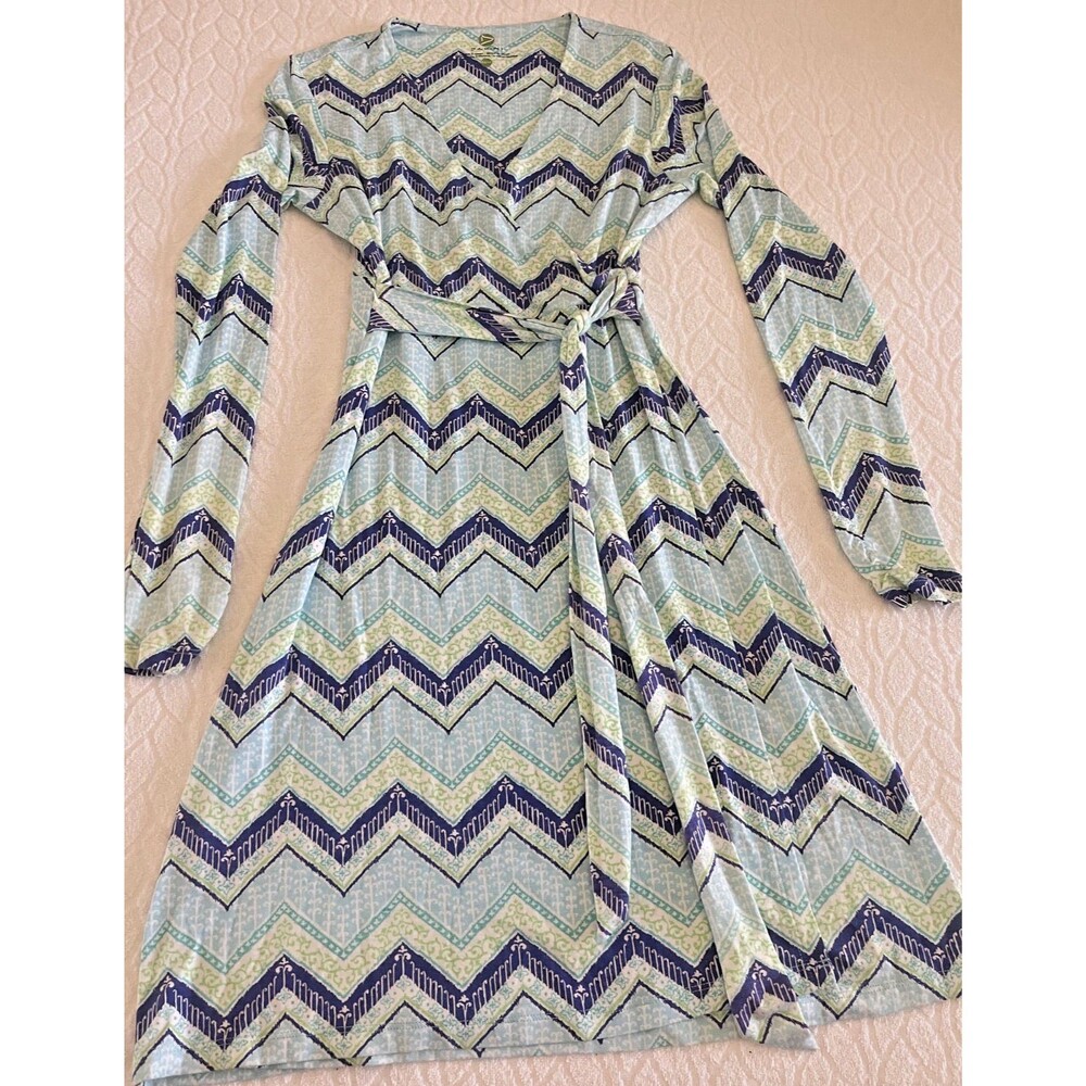 DAKINI Sz XS Soft Multi-Color Wrap With a Fabric Waist Tie Dress-Zigzag Stripes